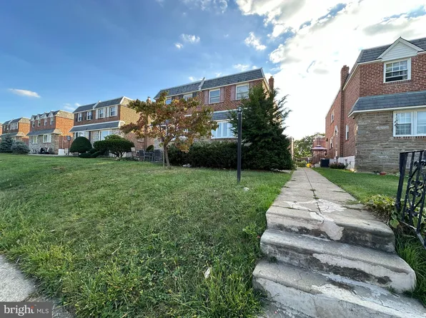 2910 Teesdale St, Philadelphia, PA 19152