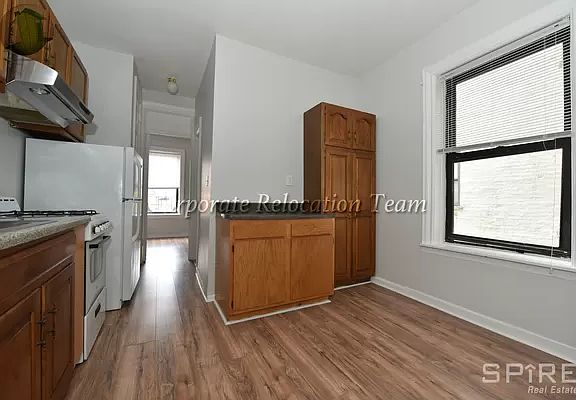 4th image of 32-32 34th St #4F