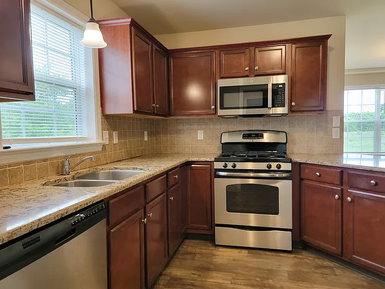27 Beech Ct — Photo 11