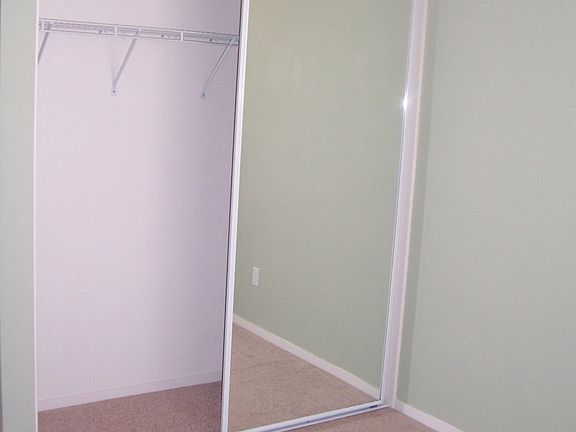 3rd image of 1002 Westgate Dr