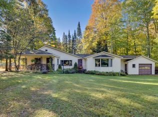 1970 Wheeler Rd, Johannesburg, MI 49751