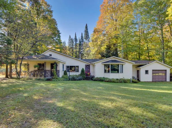 1970 Wheeler Rd, Johannesburg, MI 49751