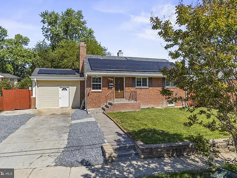 8030 New Riggs Rd — Photo 2