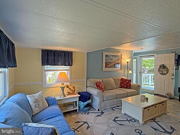 4th image of 36438 E Estate Dr #285
