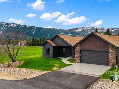 24 Charters Cir, Donnelly, ID, 83615