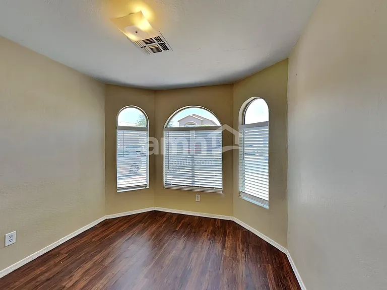 4509 E Windsong Dr — Photo 10