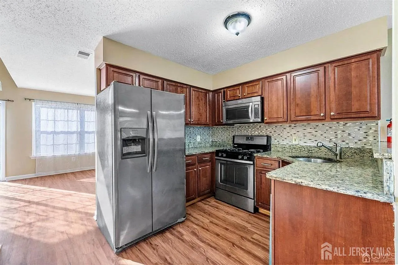 2 bed, 2.5 bath, 1267 sqft, $2,850 — Photo 3