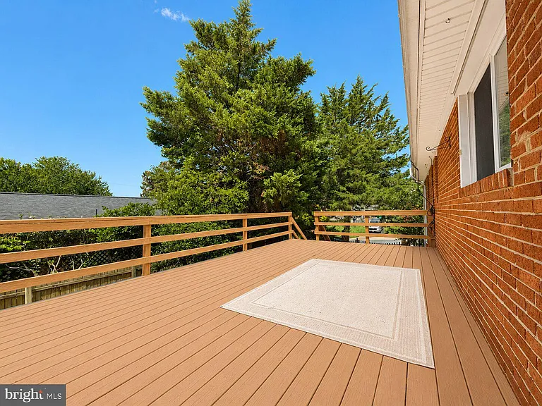 2512 N Kenilworth St — Photo 26
