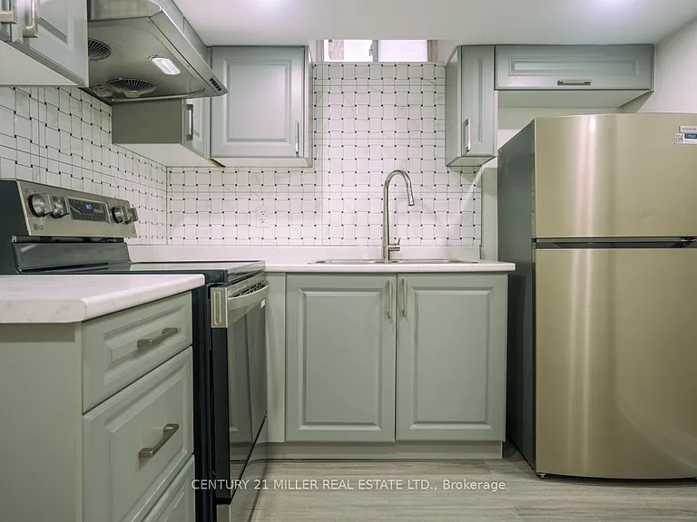 95 Goodwin Cres #BASEMENT — Photo 4