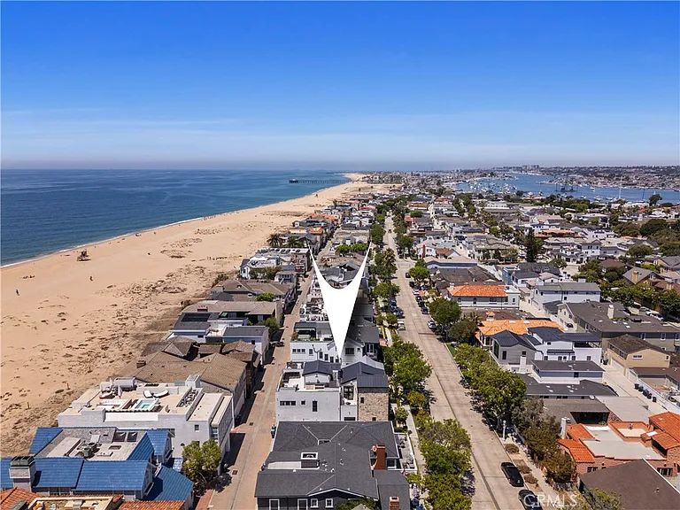 2037 E Ocean Blvd — Photo 62