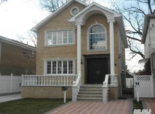 4736 161st St, Flushing, NY 11358