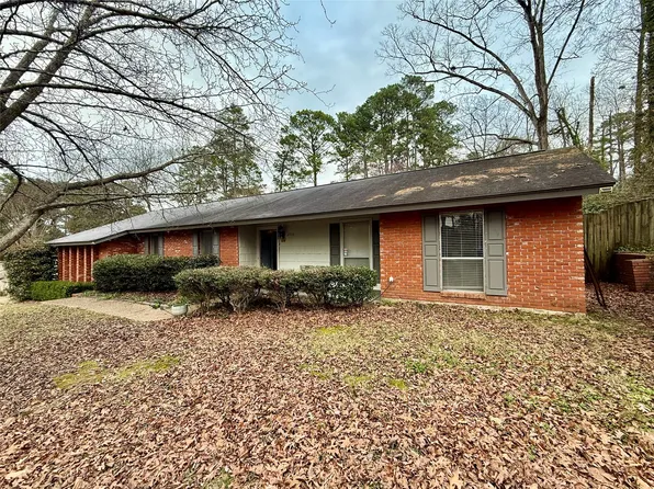 2104 Greenbriar Dr, Ruston, LA 71270