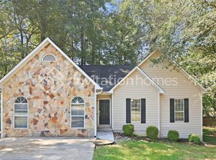 4032 Sharon Woods Dr, Powder Springs, GA 30127