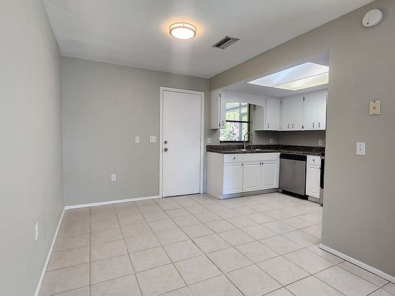 5th image of 70 W Wentworth St