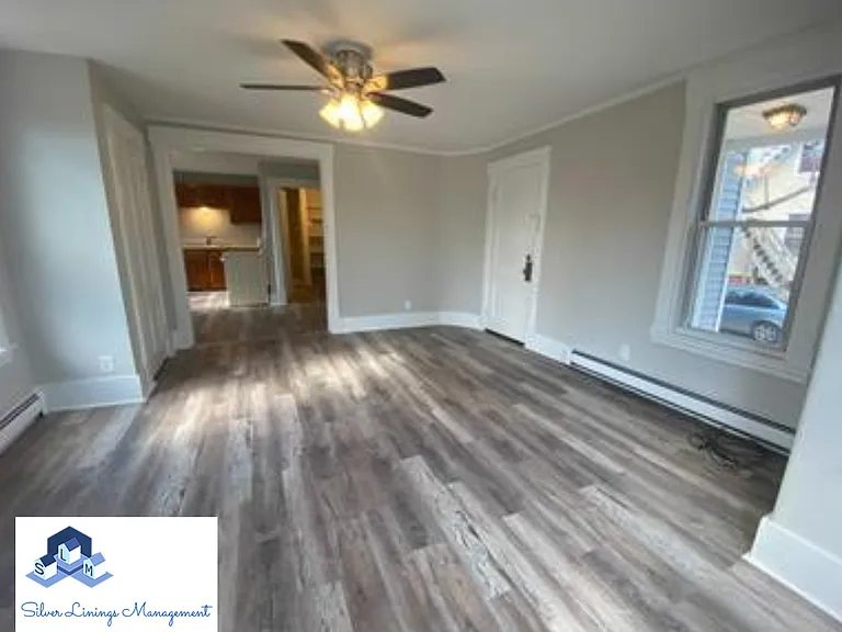 13 Pleasant St — Photo 10
