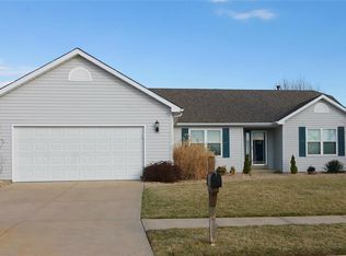 612 Lady Ann Ct, O'Fallon, MO 63366