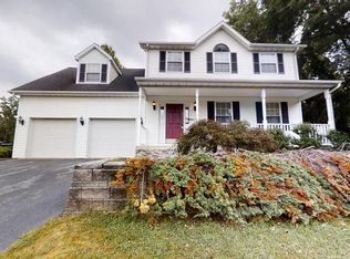 2 James Trl, Gettysburg, PA 17325