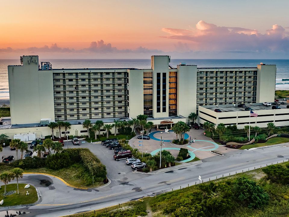 1st image of 2700 N Lumina Avenue Unit 619