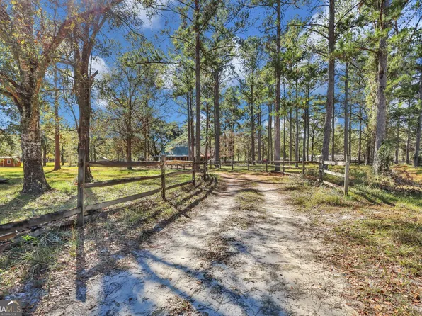 295 Barbara Branch Rd, Hortense, GA 31543
