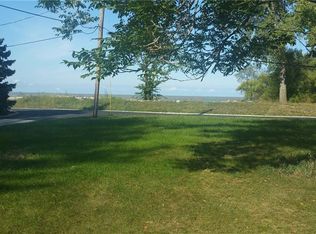 2036 Danforth Ln, Oregon, OH 43616