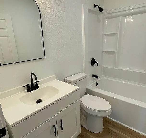 1720 N Grant St — Photo 17