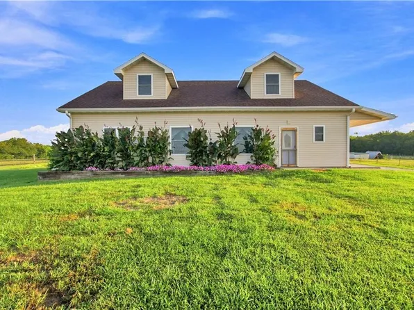 45526 Highway K, Richmond, MO 64085