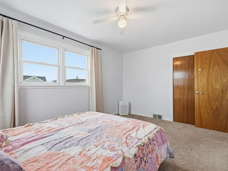 3839 Janice St — Photo 21