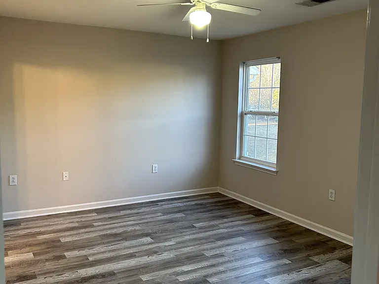 2445 Whetstone Ln — Photo 17
