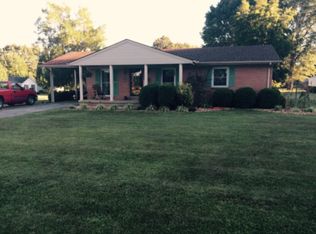 319 Midland St, Gleason, TN 38229