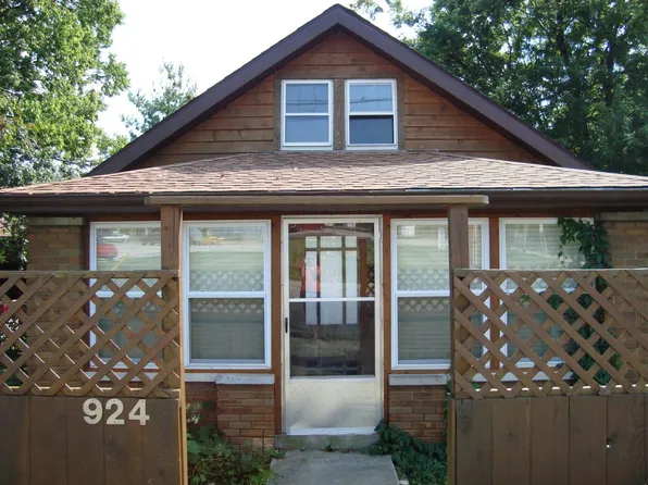 924 E Hillside Dr, Bloomington, IN 47401