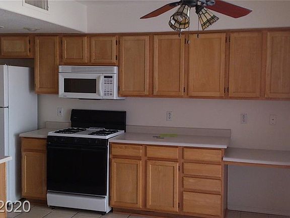 3rd image of 764 Dobosh Ave