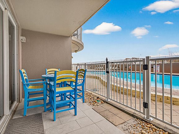 2nd image of 520 Santa Rosa Blvd APT 109