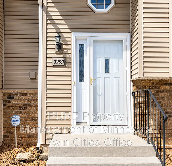 3299 Juliet Dr — Photo 2