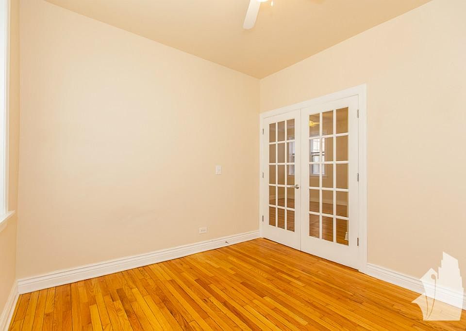 1st image of 4335 N Troy St #4335/1N