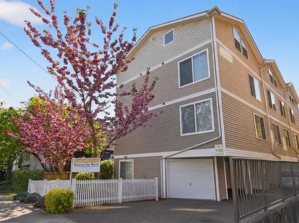 4245 8th Ave NE #C, Seattle, WA 98105