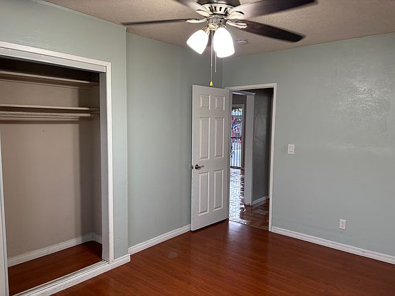 2nd image of 2441 Earle Ave