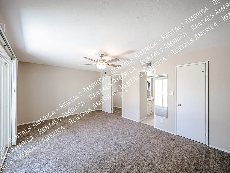 4555 W Continental Dr — Photo 35