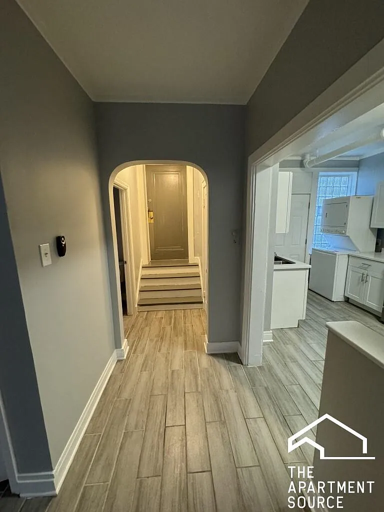 2838 West Addison Street #G — Photo 4