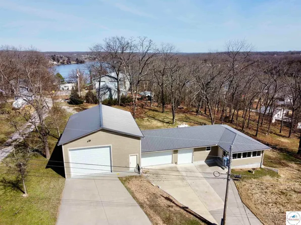 29790 Bobcat Dr, Warsaw, MO 65355