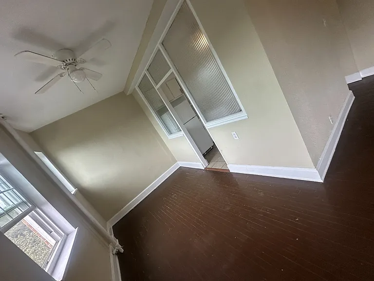 155 W River Streetsuite E #4 — Photo 4