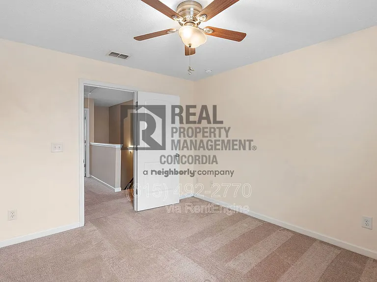 1702 Sprucedale Dr — Photo 17