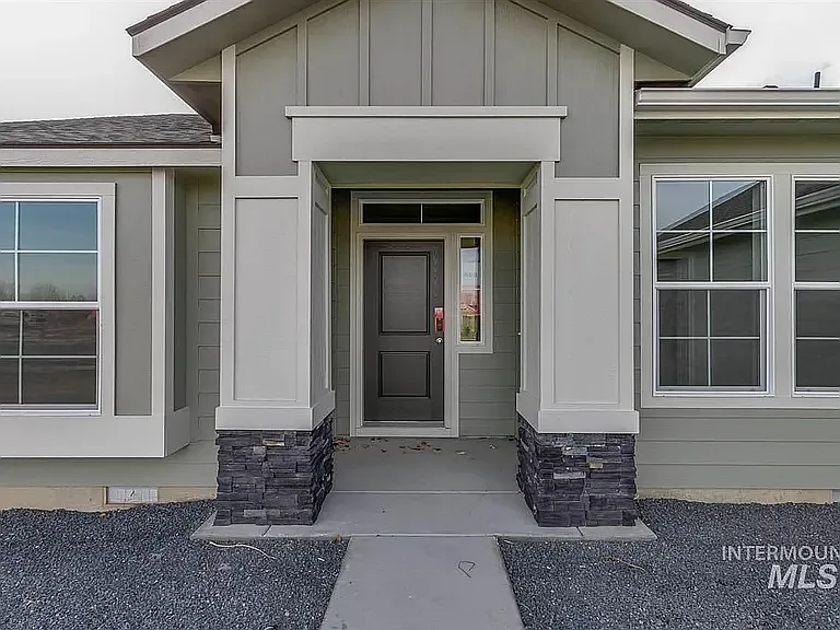 6653 E Kirkwood St — Photo 1