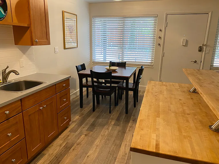 1818 Harvard Ave #102 — Photo 9