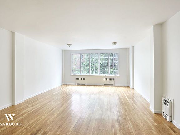 3rd image of 462 W 25th St