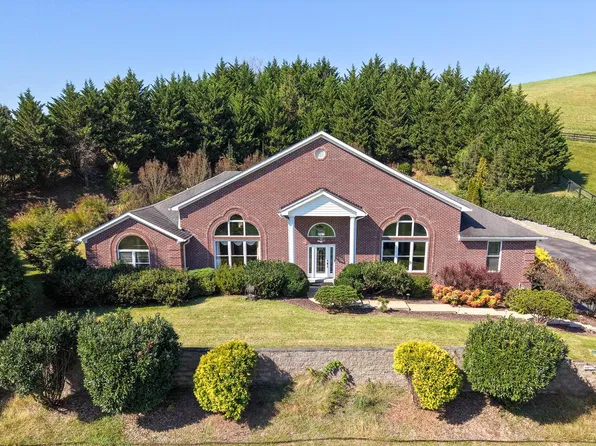 101 Bond Town Rd, Blountville, TN 37617