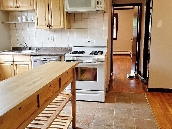 3rd image of 25-01 45th St #1LL