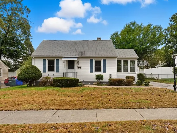 97 Lancaster St, Springfield, MA 01118