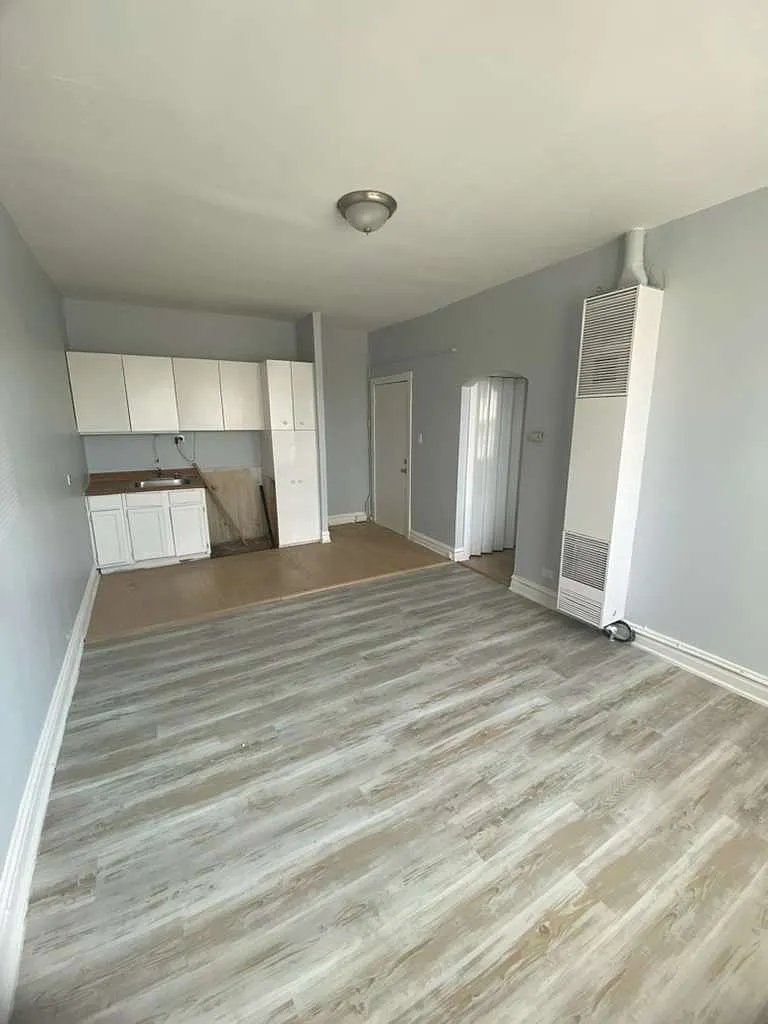5960 Roosevelt Road UNIT 5 - 5 — Photo 1