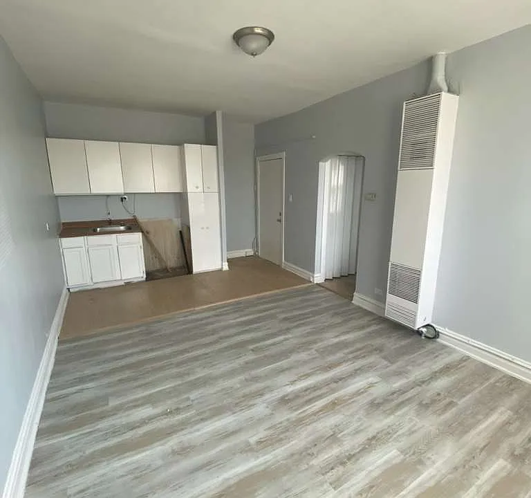 5960 W Roosevelt Rd #1-5
