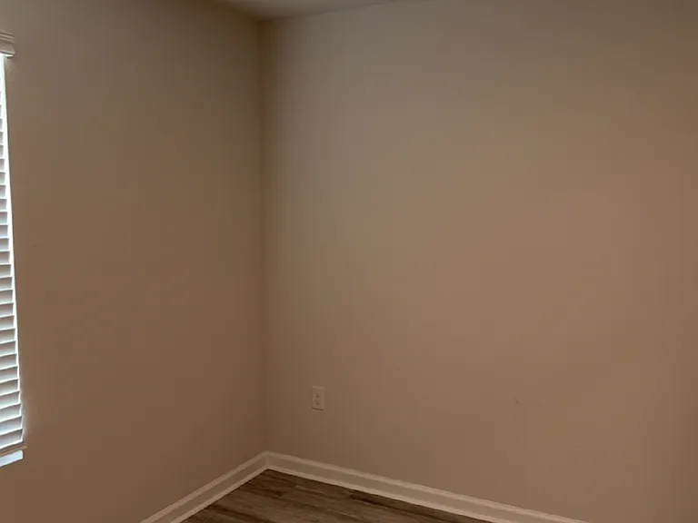 2537 Sutton Place Dr — Photo 10
